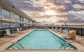 Motel 6 Euless